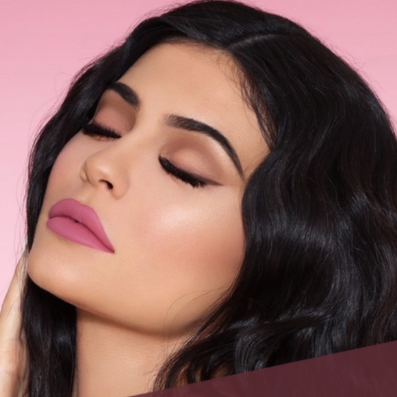 NEW Kylie Jenner Cosmetics Matte Lip Kit POSIE K - Picture 9 of 11